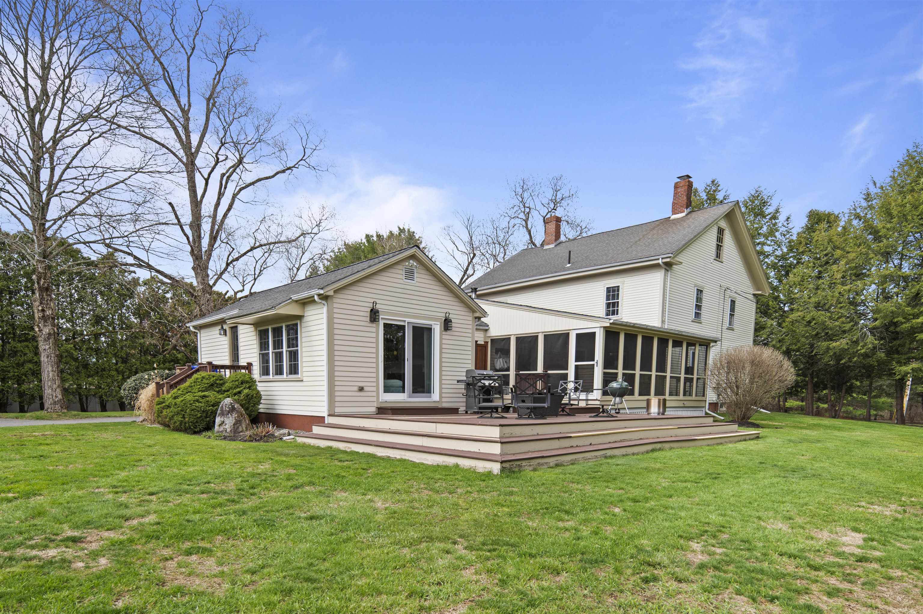 64 Kingston Road Exeter, NH 03833 - Photo 5 of 59