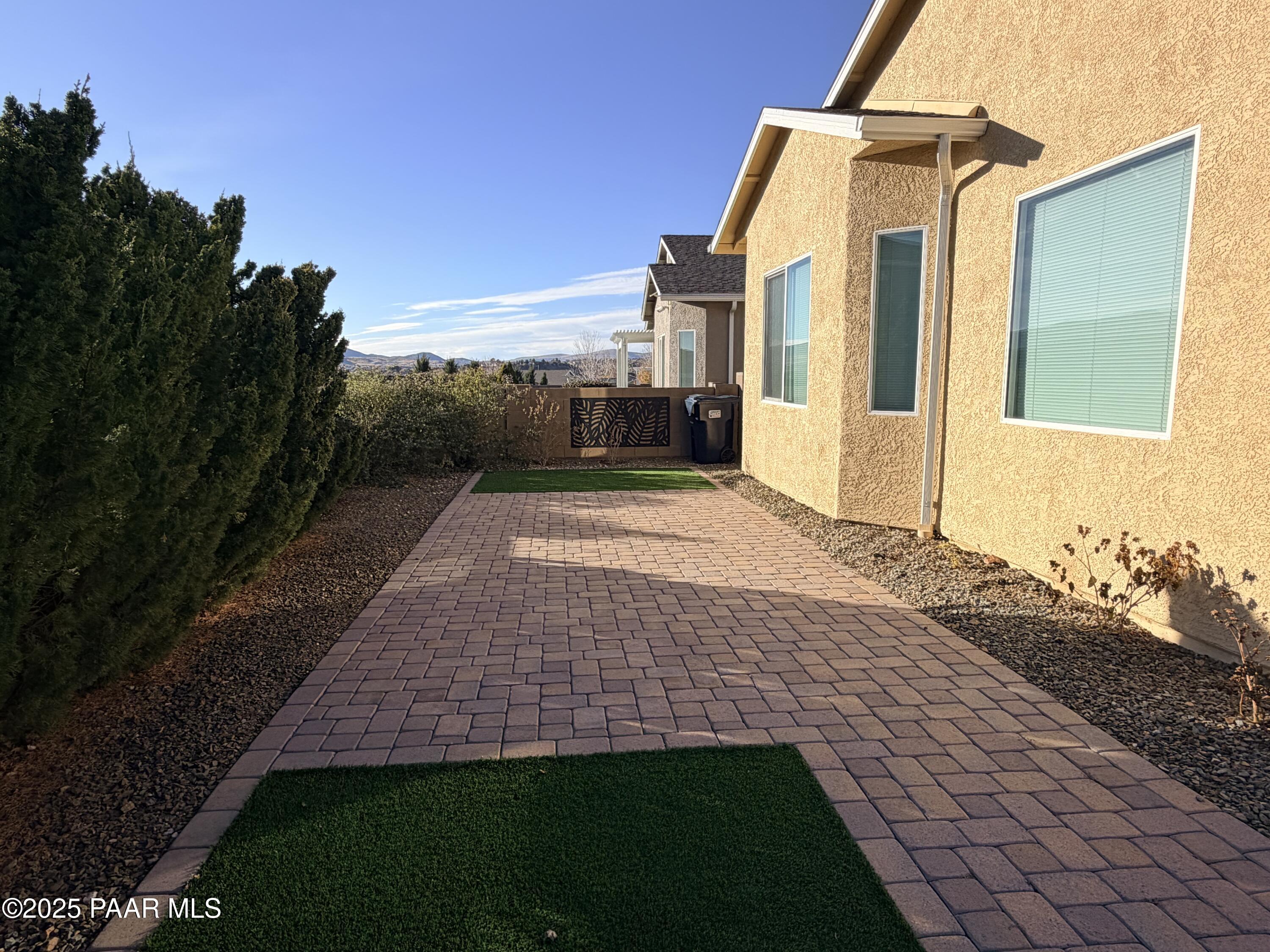 12937 East Sandoval Street Dewey, AZ 86327 - Photo 26 of 27 a view of a back yard of the house