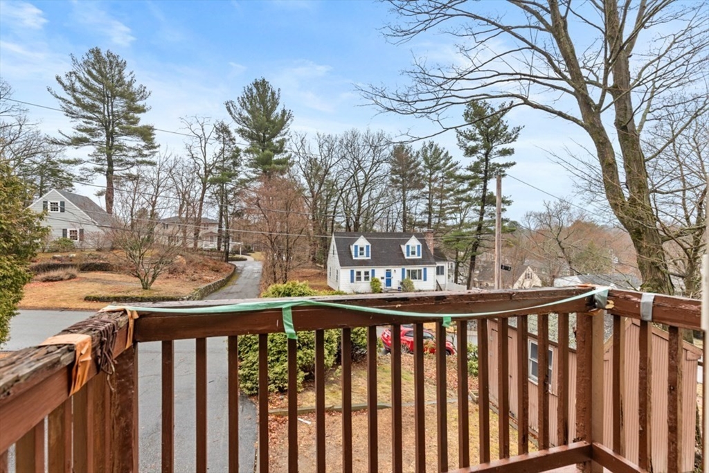 45 Longview Road Reading, MA 01867 - Photo 17 of 35