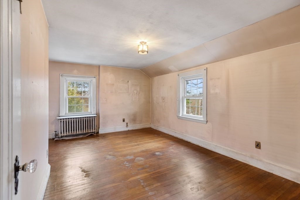 45 Longview Road Reading, MA 01867 - Photo 19 of 35