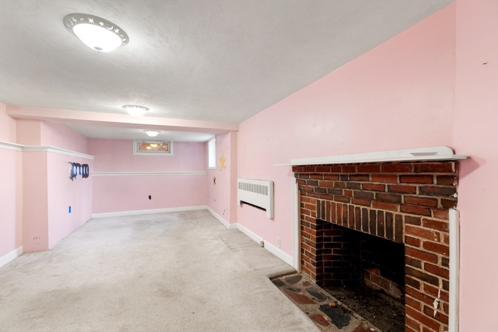 45 Longview Road Reading, MA 01867 - Photo 25 of 35