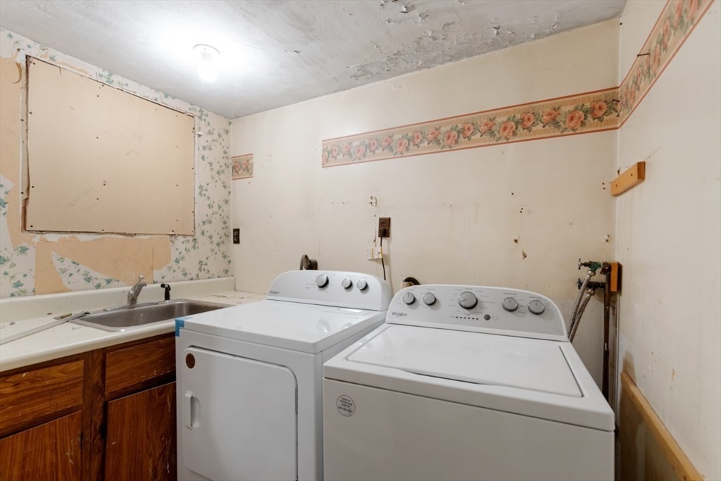 45 Longview Road Reading, MA 01867 - Photo 28 of 35