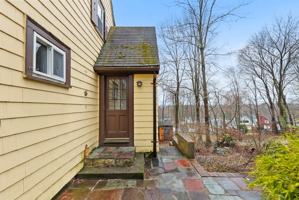 45 Longview Road Reading, MA 01867 - Photo 35 of 35