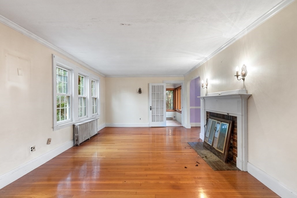 45 Longview Road Reading, MA 01867 - Photo 5 of 35