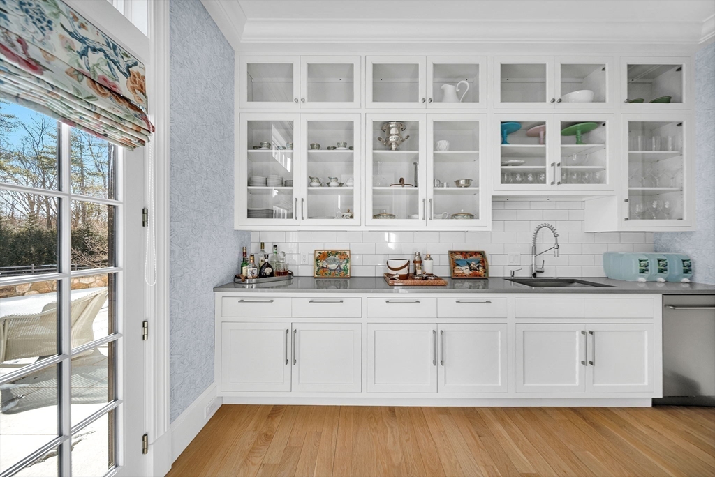 79 Walnut Road Weston, MA 02493 - Photo 18 of 40