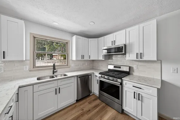 $359,999 | 51633 Bitterly Court, Granger, IN 46530