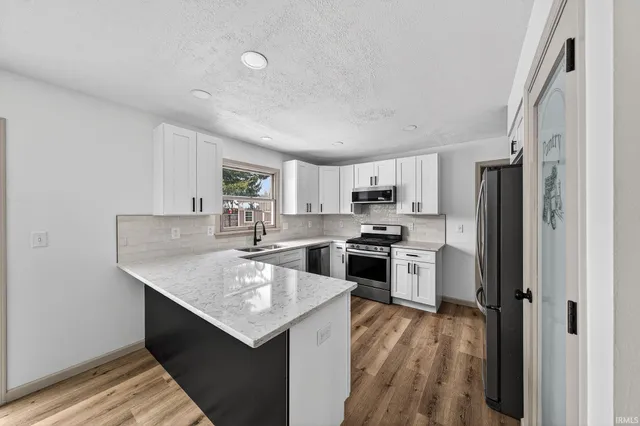 $375,000 | 51633 Bitterly Court, Granger, IN 46530