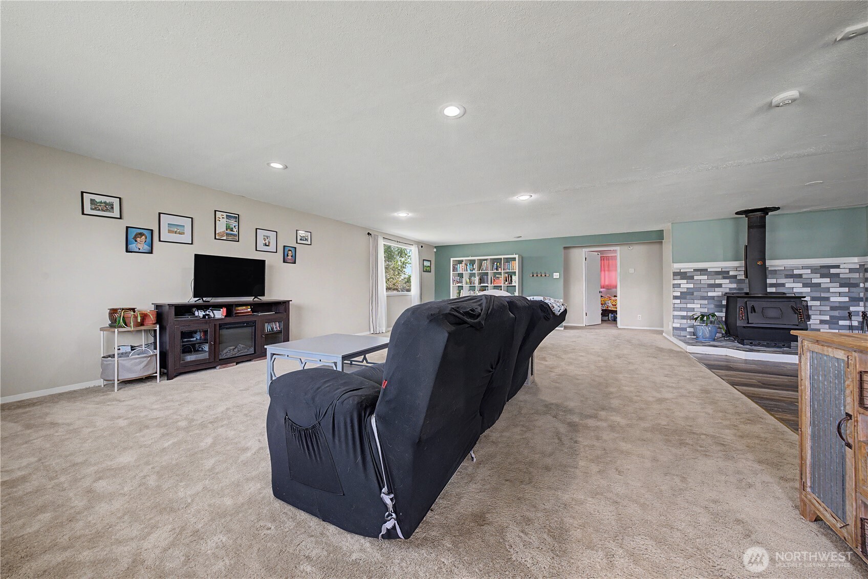 337 North Clark Road Moses Lake, WA 98837 - Photo 2 of 23