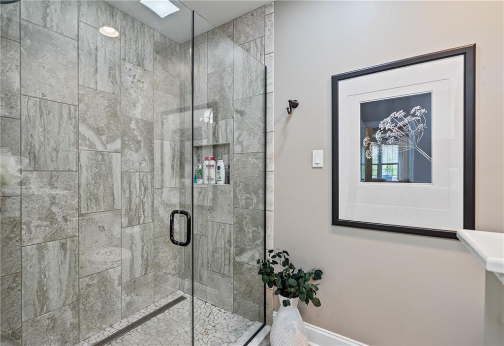 107 Resolution Drive Mars, PA 16046 - Photo 21 of 44 a bathroom with a shower