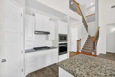 $734,000 | 810 Clearwell Street, Cedar Park, TX 78613
