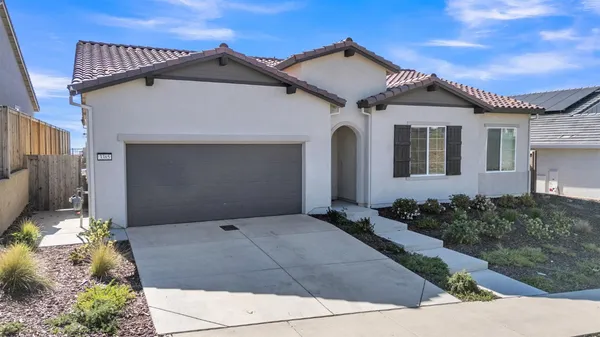 $899,000 | 3385 Rock Springs Ranch Drive, Folsom, CA 95630