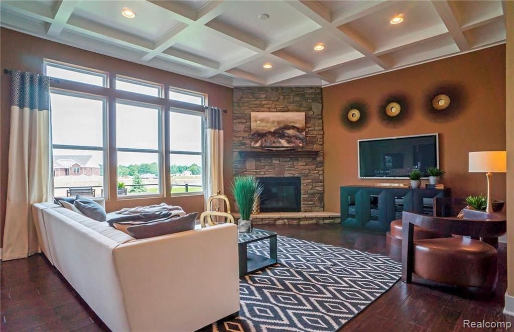 2017 Logan Drive Rochester Hills, MI 48309 - Photo 5 of 15