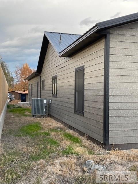 804 Cleveland Avenue Salmon, ID 83467 - Photo 23 of 28 west side
