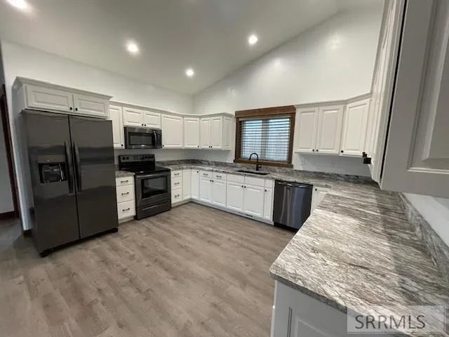 $384,900 | 804 Cleveland Avenue, Salmon, ID 83467