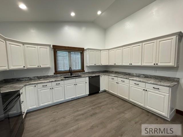 804 Cleveland Avenue Salmon, ID 83467 - Photo 4 of 28 Large kitchen area