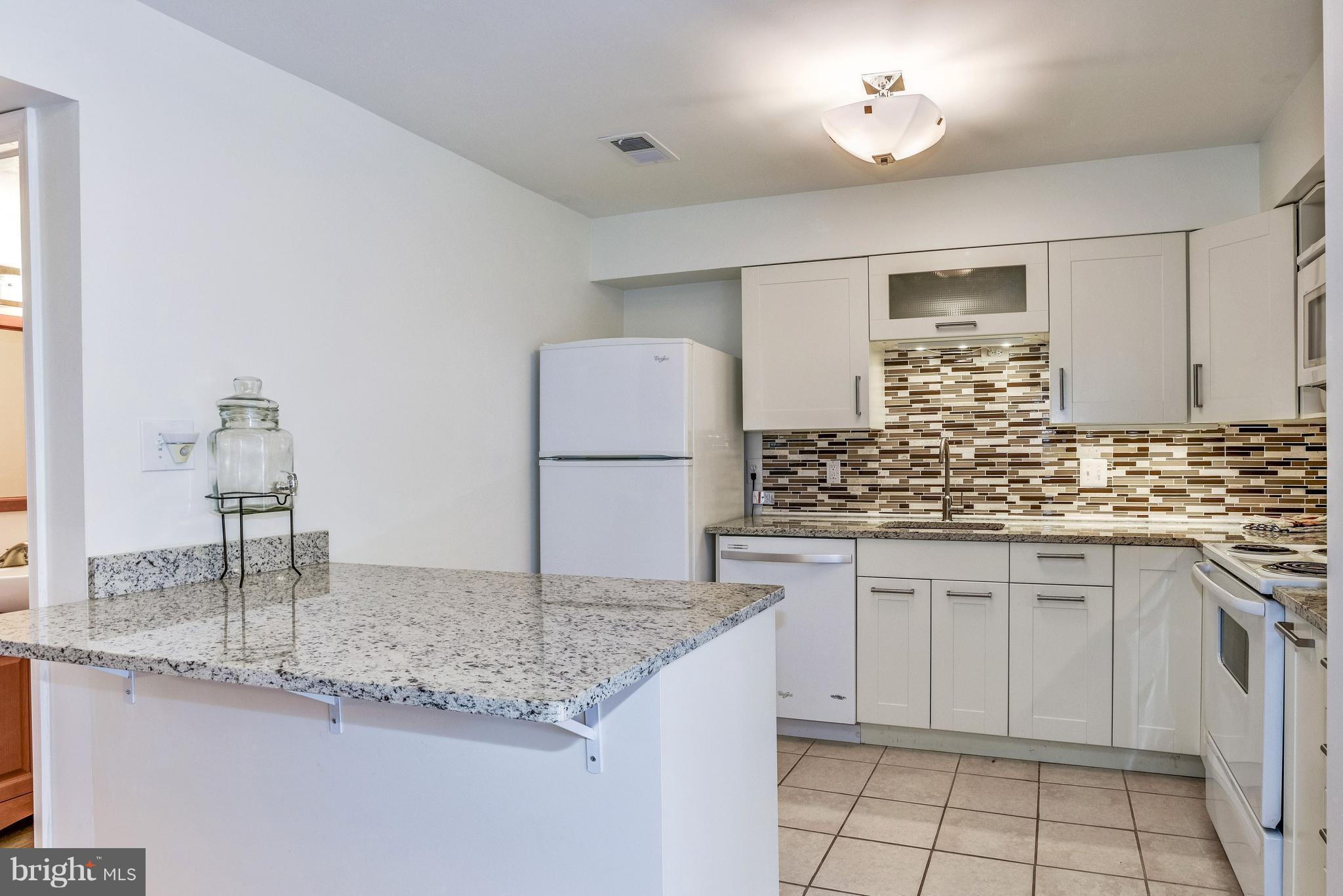 9420 Taney Road Manassas, VA 20110 - Photo 8 of 27 Kitchen