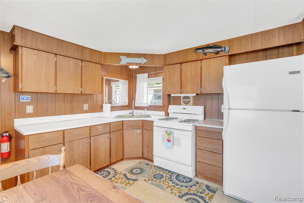 5203 Main Street, Unit 160 Lexington, MI 48450 - Photo 7 of 23