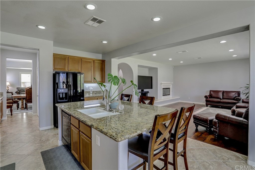 6800 Edinburgh Road Eastvale, CA 92880 - Photo 15 of 70