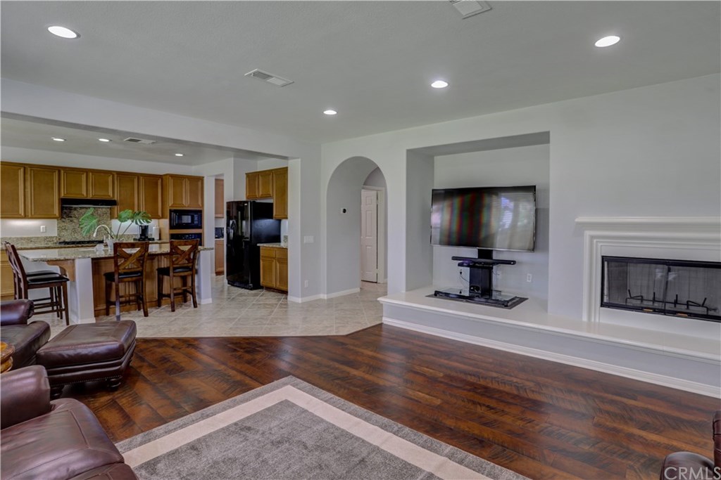6800 Edinburgh Road Eastvale, CA 92880 - Photo 20 of 70