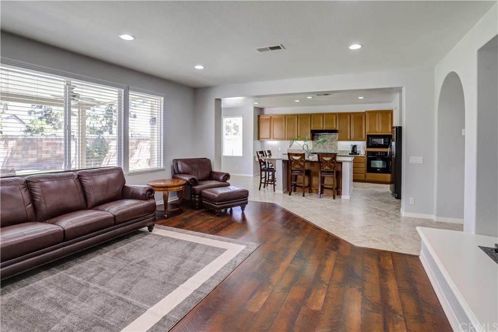 6800 Edinburgh Road Eastvale, CA 92880 - Photo 21 of 70