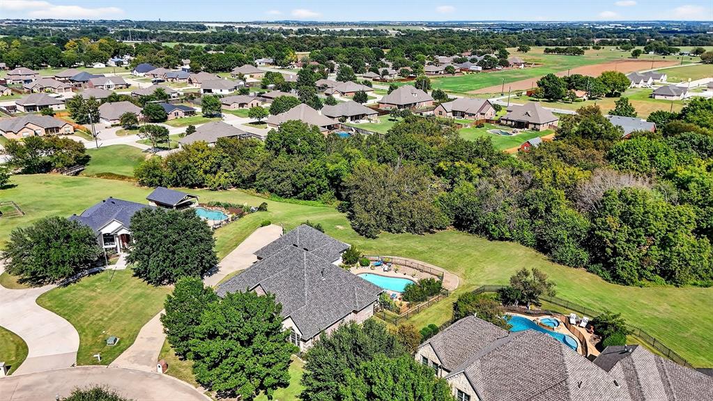 202 Hillside Lindsay, TX 76250 - Photo 33 of 37 an aerial view of a houses with outdoor space and garden view