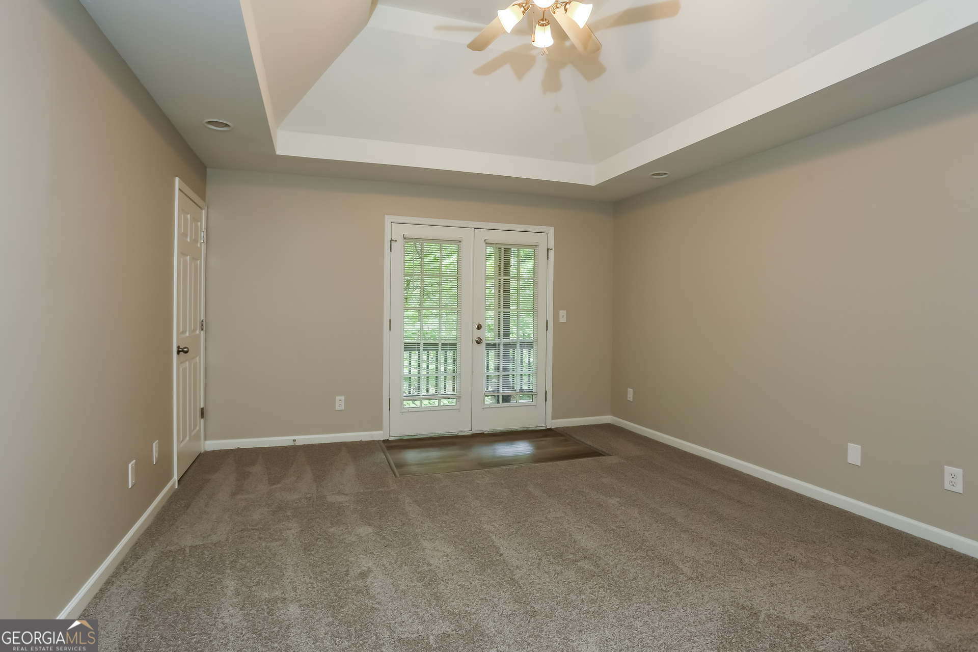 2041 Pryor Road Southwest Atlanta, GA 30315 - Photo 10 of 17 a view of an empty room with a window