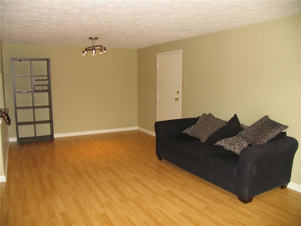 327 Ridge Point Circle, Unit 21A Bridgeville, PA 15017 - Photo 4 of 16 Gallery Image 4