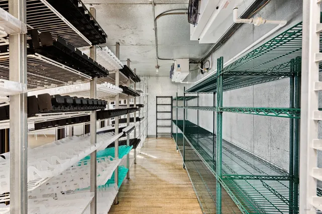 $2,965,000 | 555-557 Powell Avenue, Healdsburg, CA 95448