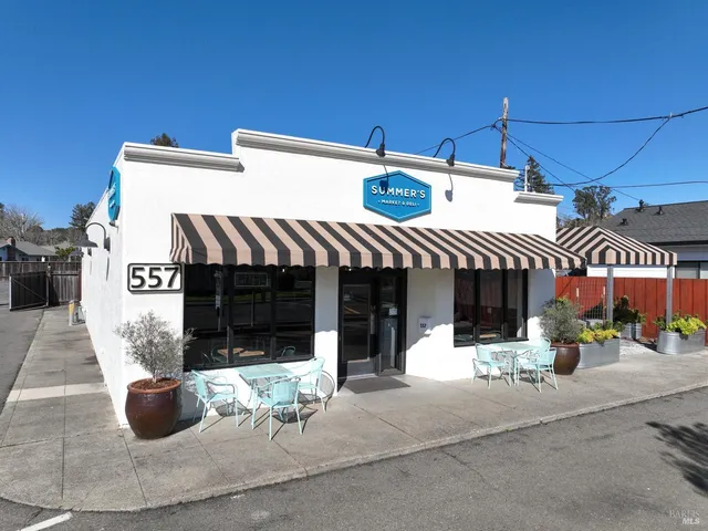 $2,965,000 | 555-557 Powell Avenue, Healdsburg, CA 95448