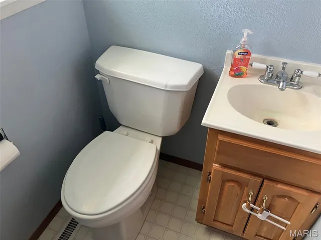 $339,999 | 21734 Keyesport Road, Keyesport, IL 62253