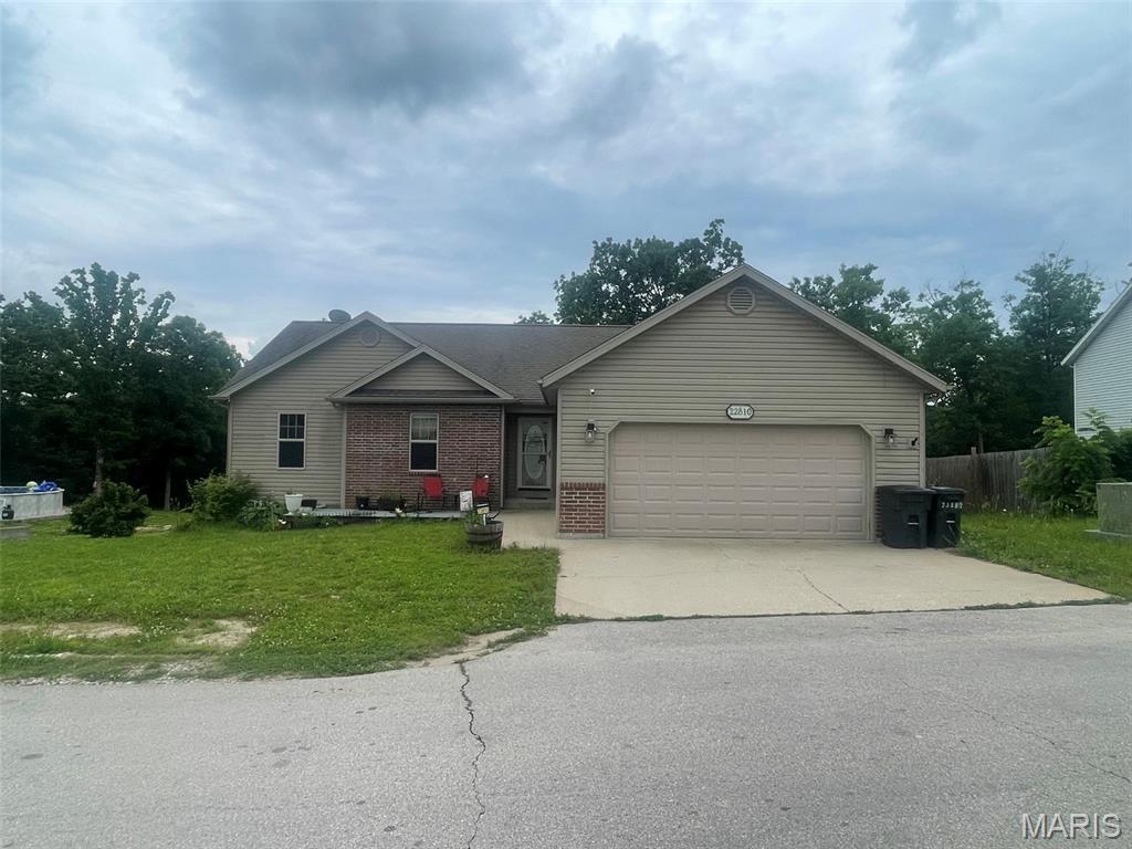 22810 Return Lane Waynesville, MO 65583 - Photo 2 of 23