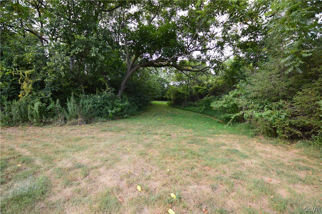 552 Bauer Road Bath, PA 18014 - Photo 18 of 48 a view of a yard with a tree