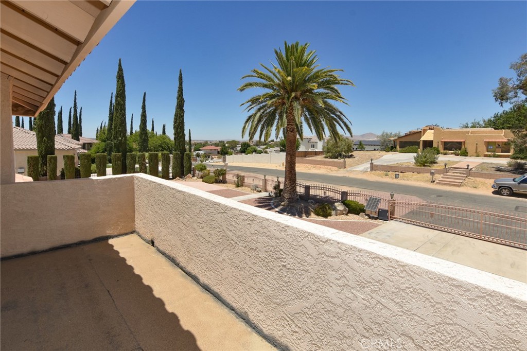 20211 Wadena Road Apple Valley, CA 92308 - Photo 15 of 51