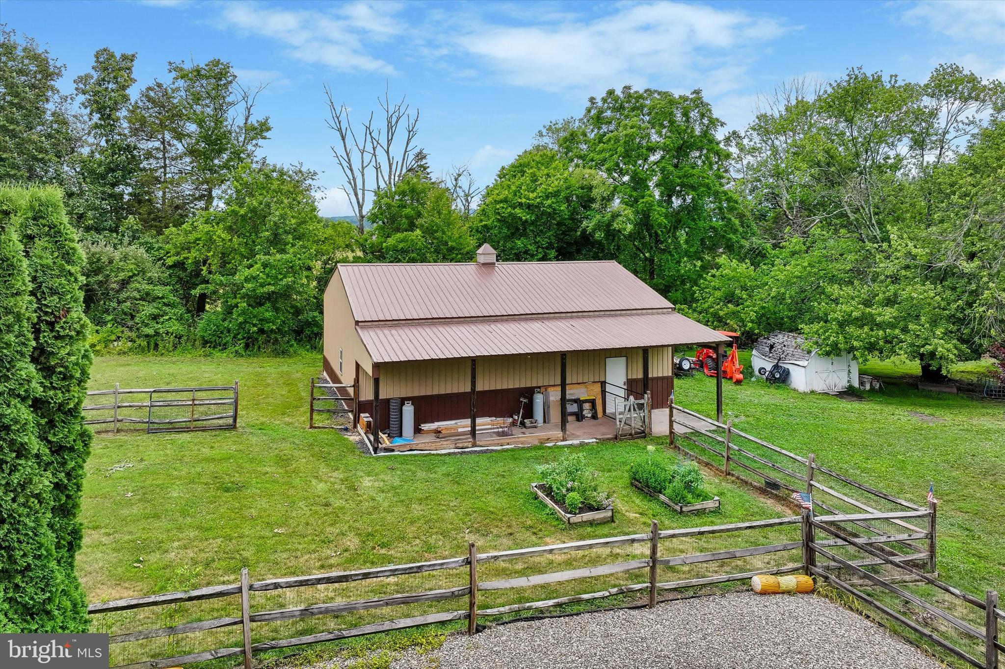 2380 Winding Road Quakertown, PA 18951 - Photo 30 of 35