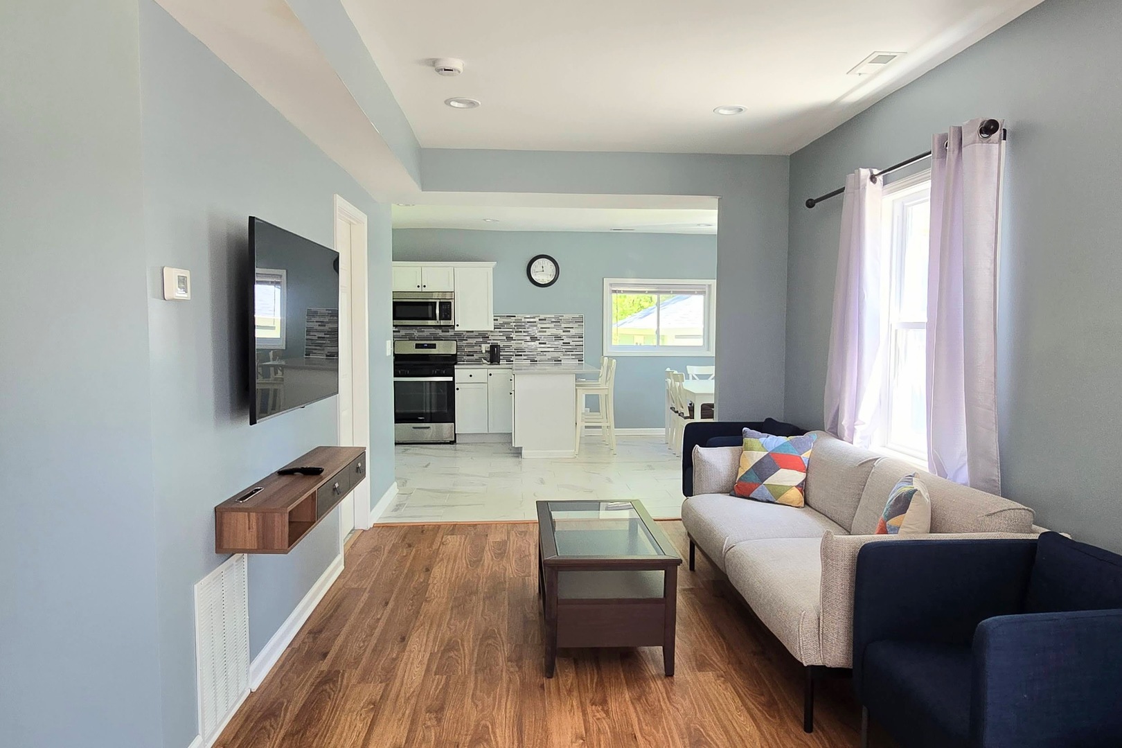 15018 West Russell Road Zion, IL 60099 - Photo 8 of 30