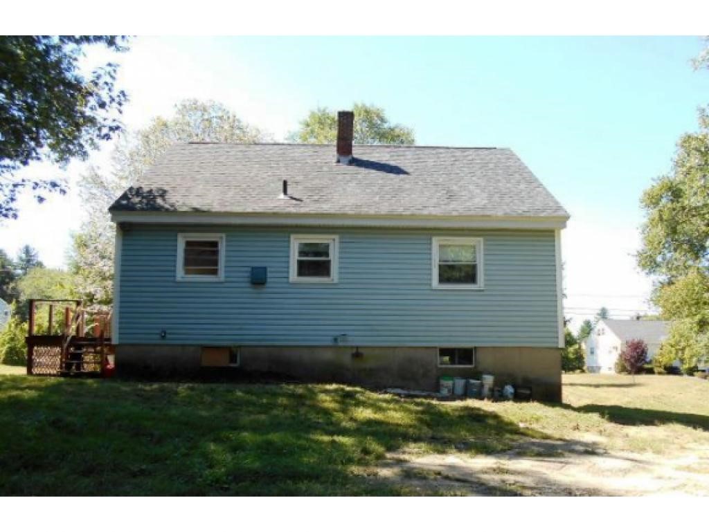 7 Loretta Avenue Pelham, NH 03076 - Photo 8 of 10