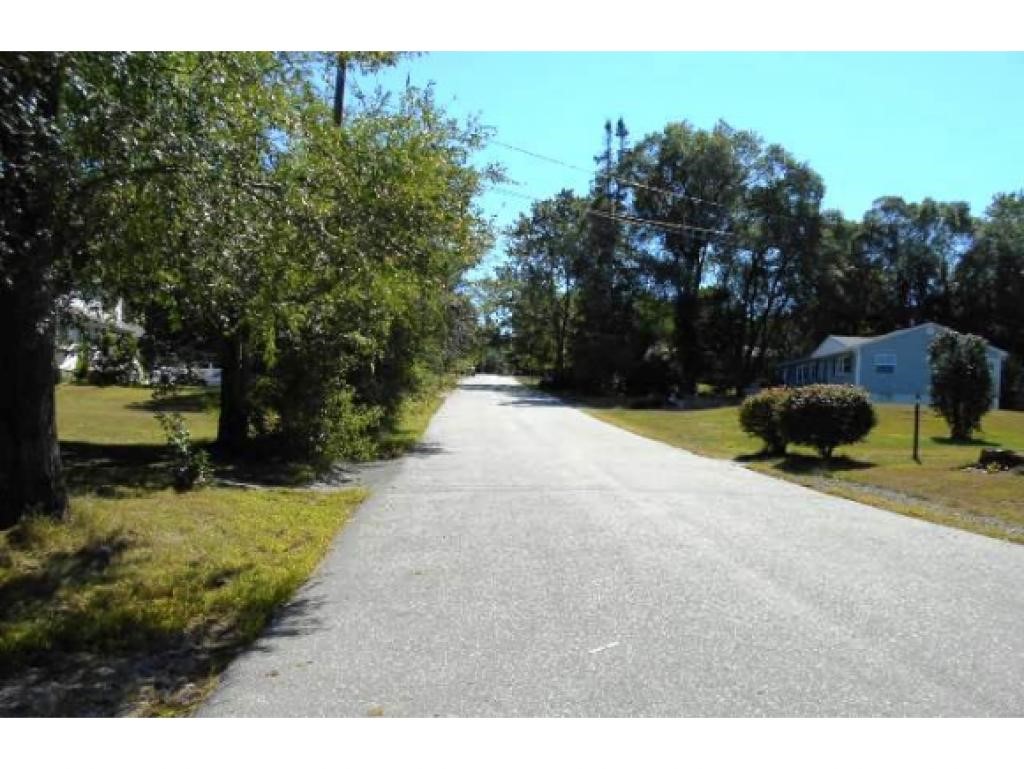 7 Loretta Avenue Pelham, NH 03076 - Photo 10 of 10