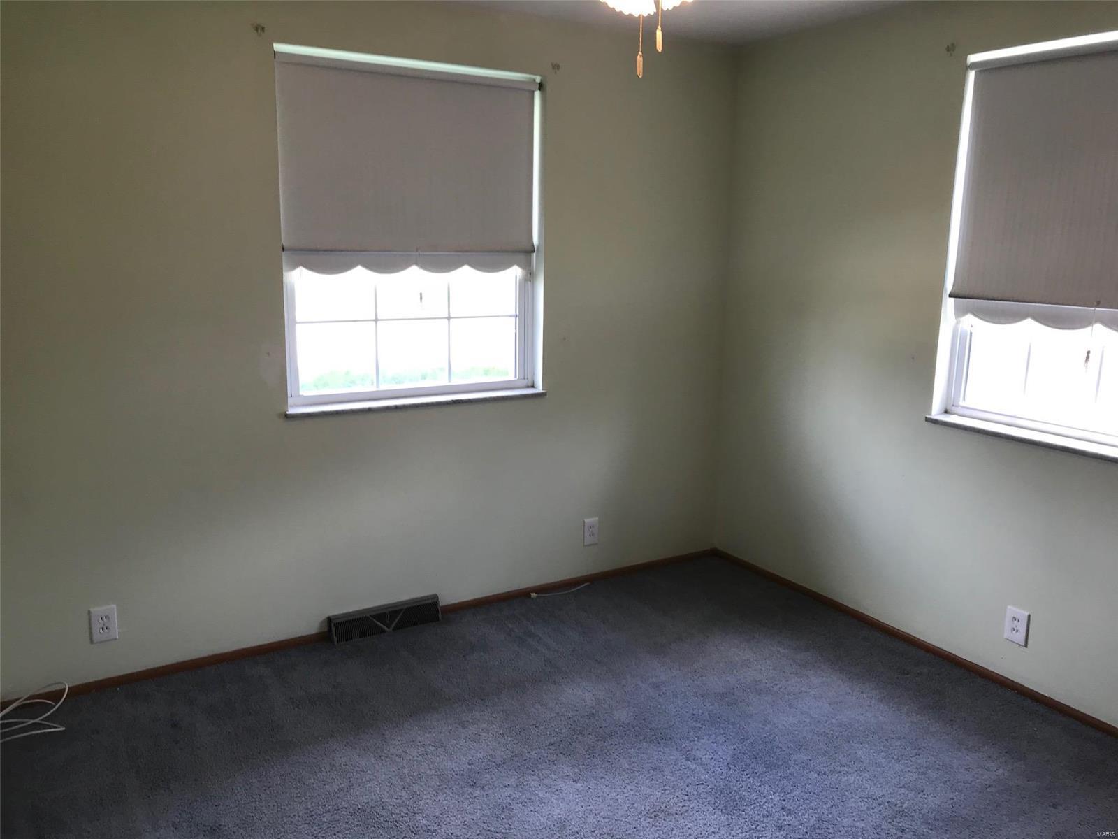 4609 Maryville Road Granite City, IL 62040 - Photo 8 of 19 Gallery Image 8
