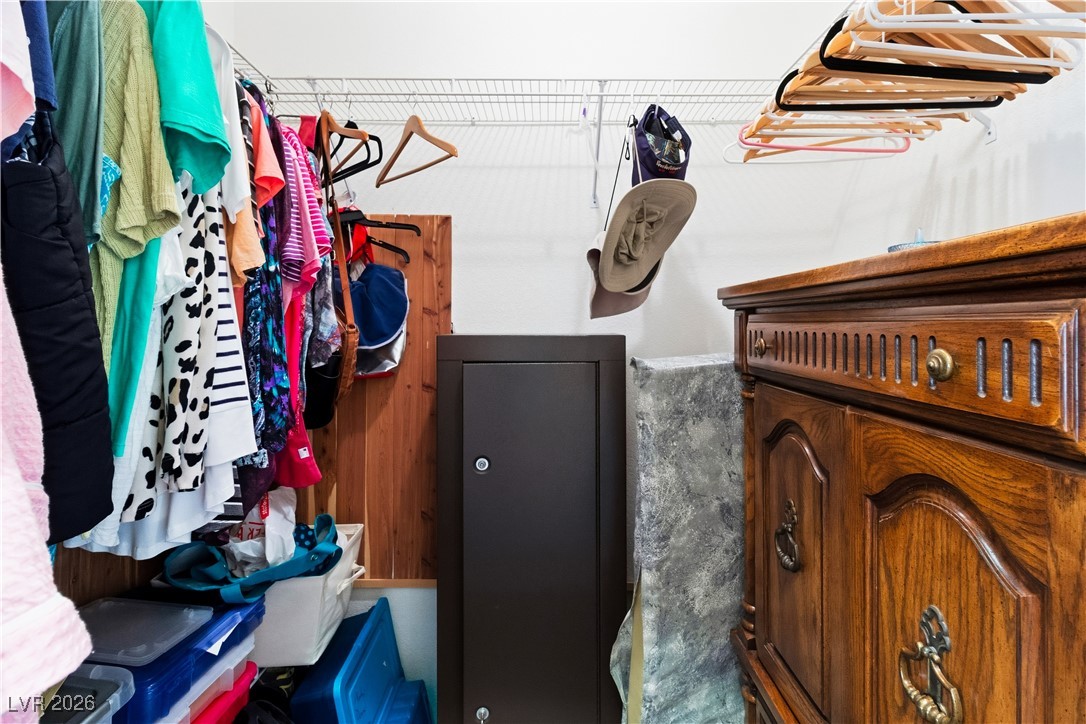 3350 Pheasant Canyon Way, Unit 1008 Laughlin, NV 89029 - Photo 28 of 80 View of walk in closet in Primary Bedroom