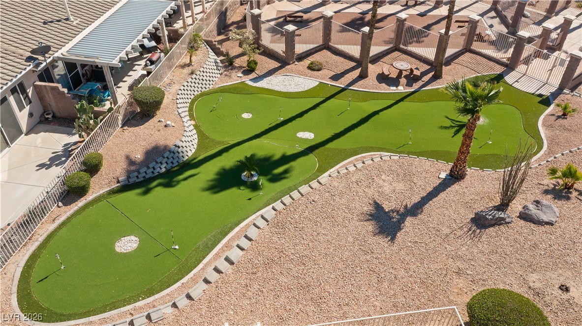 3350 Pheasant Canyon Way, Unit 1008 Laughlin, NV 89029 - Photo 62 of 80 Quail Ridge Community Clubhouse, Pool, Putting Green, and Horseshoe Court.