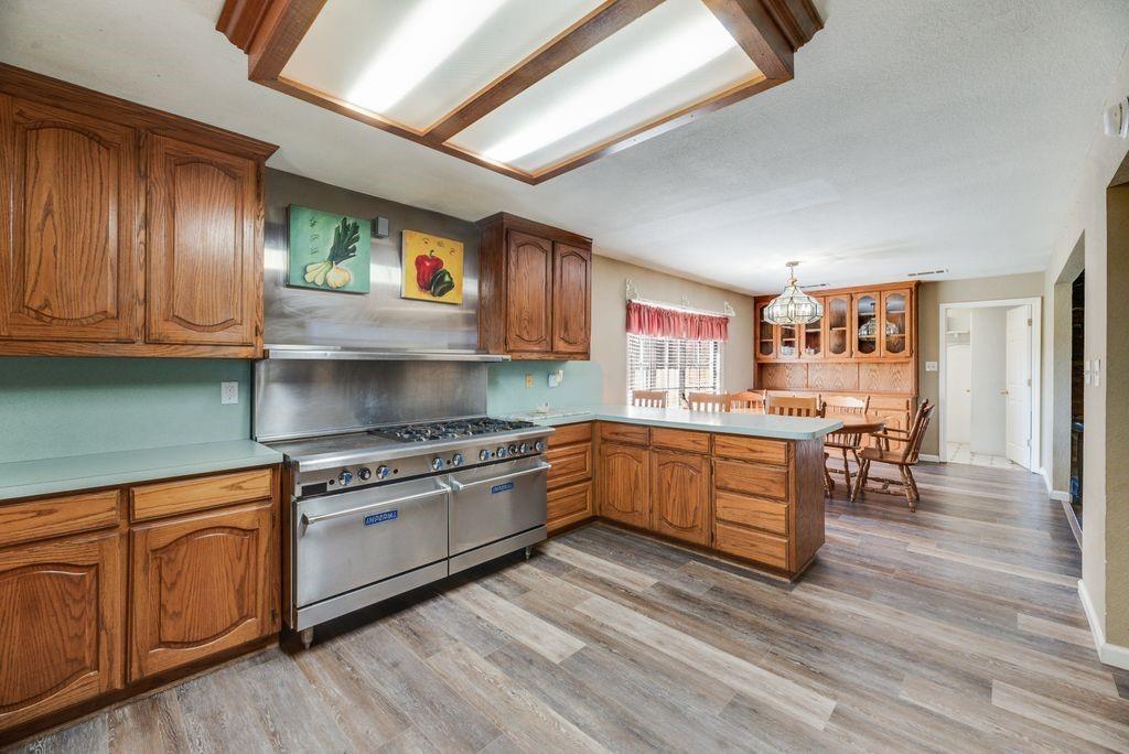 10594 Sam Reynolds Road Justin, TX 76247 - Photo 14 of 37 Gallery Image 14