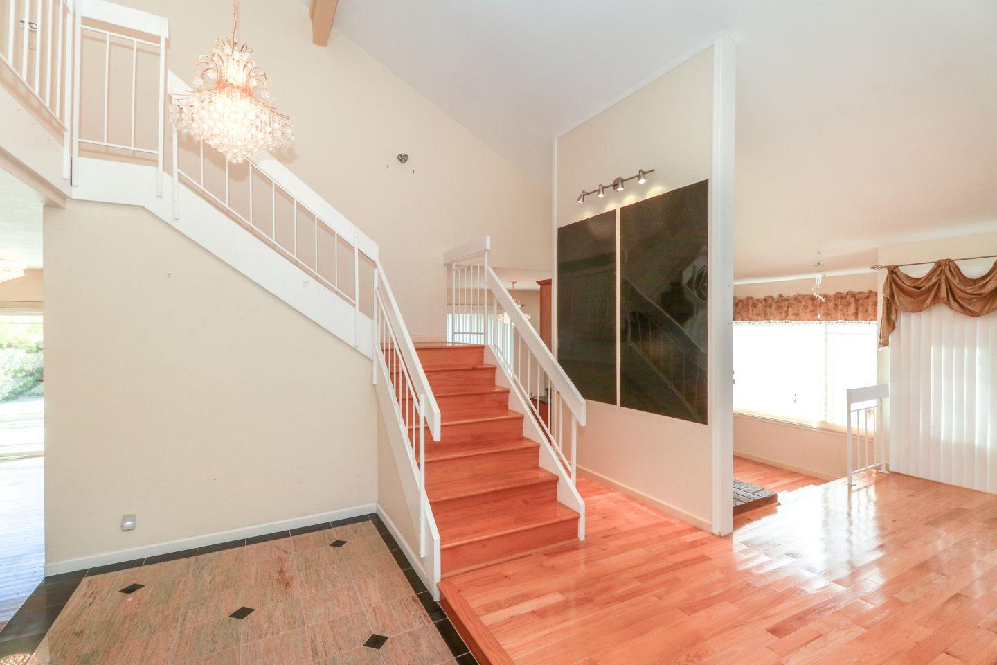 Sandy Hook Court Foster City, CA 94404 - Photo 9 of 43