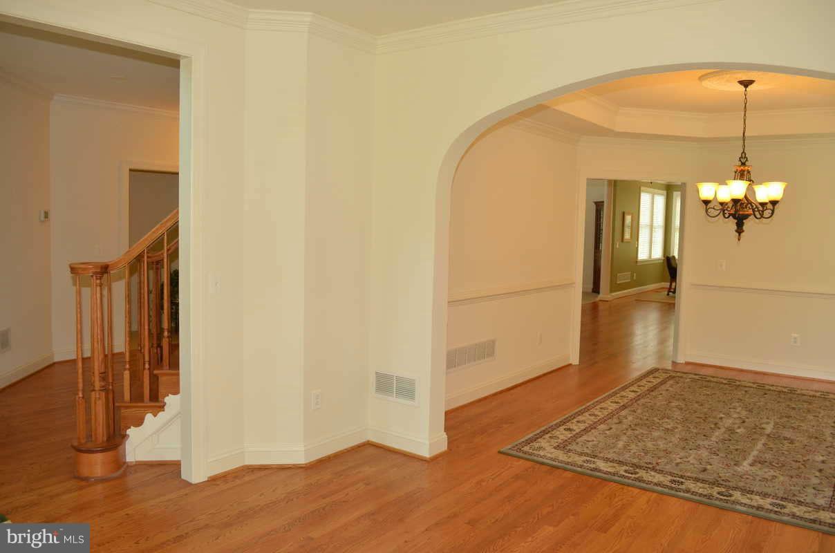 7014 Guilford Road Clarksville, MD 21029 - Photo 7 of 30 Dining Room