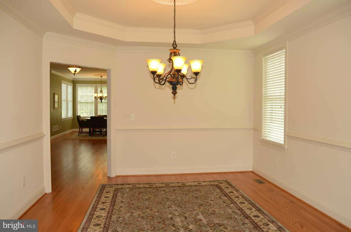 7014 Guilford Road Clarksville, MD 21029 - Photo 8 of 30 Dining Room 2