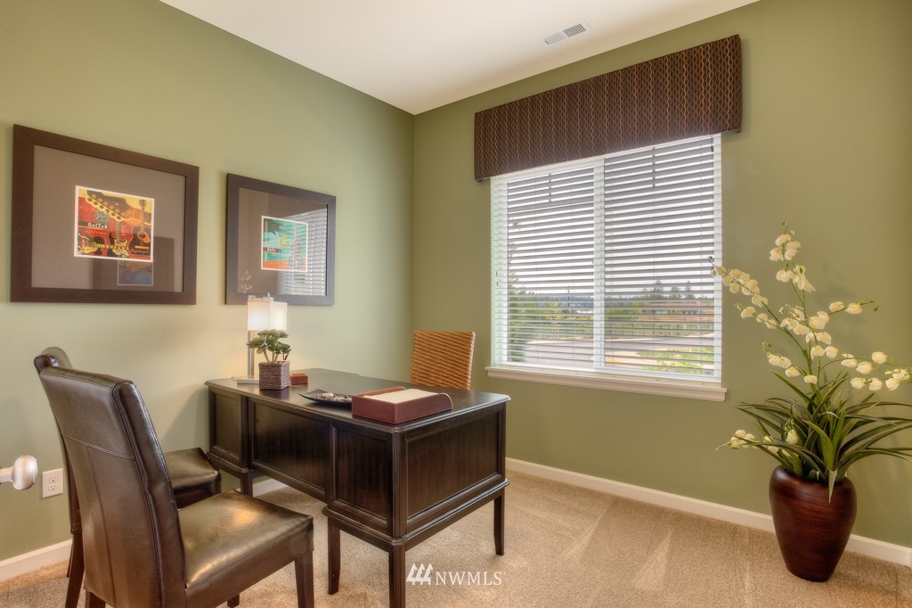13768 173rd Place Southeast, Unit 24 Renton, WA 98059 - Photo 9 of 21 Gallery Image 9