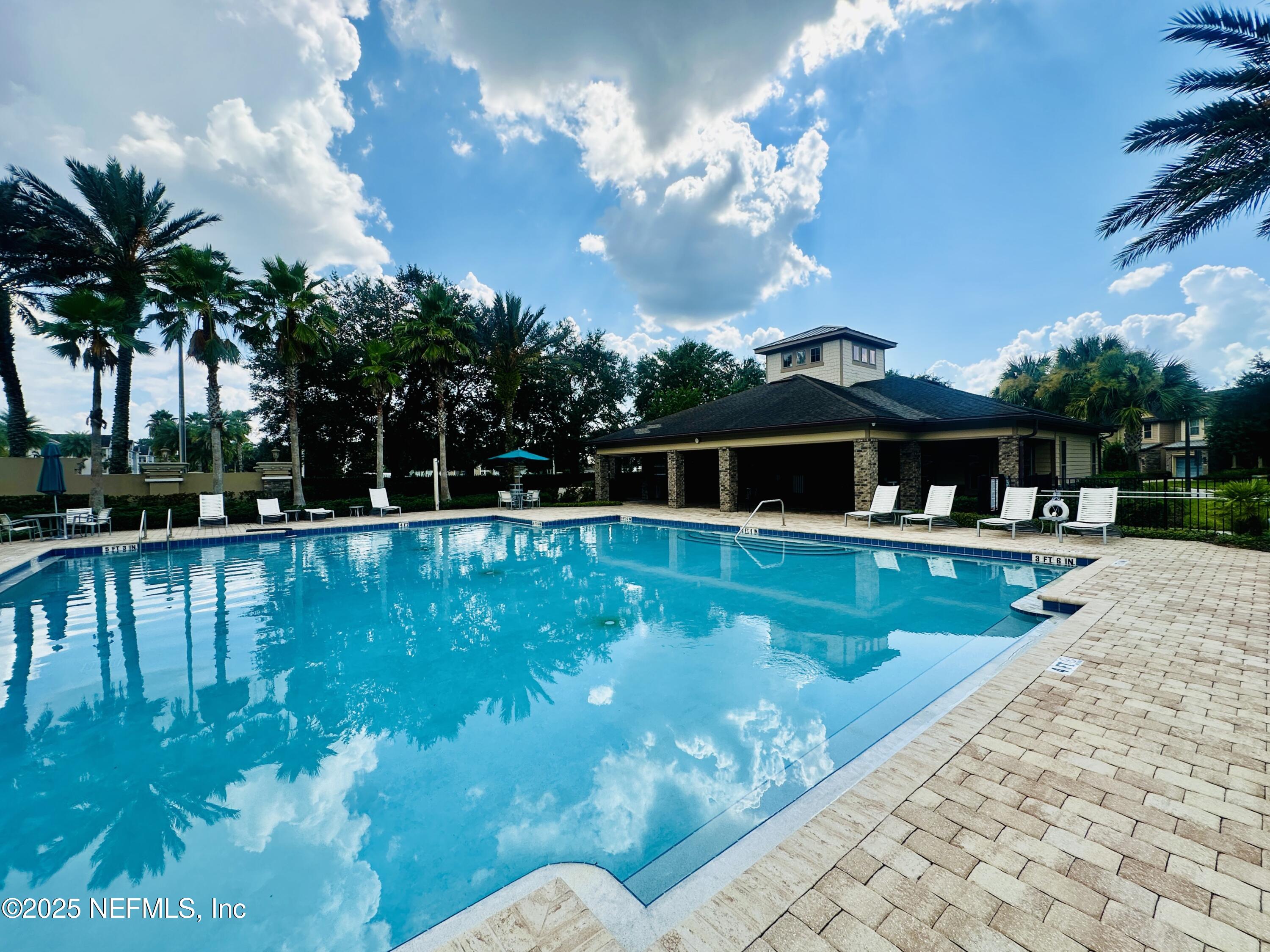 13950 Berryview Road Jacksonville, FL 32258 - Photo 29 of 33 20250730_202459595_iOS