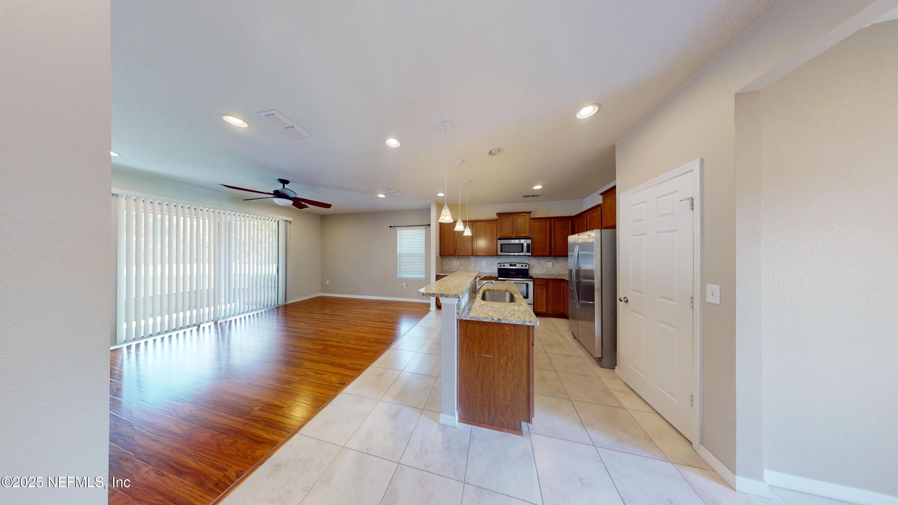 13950 Berryview Road Jacksonville, FL 32258 - Photo 5 of 33 13950-Berryview-Rd-10302025_113258