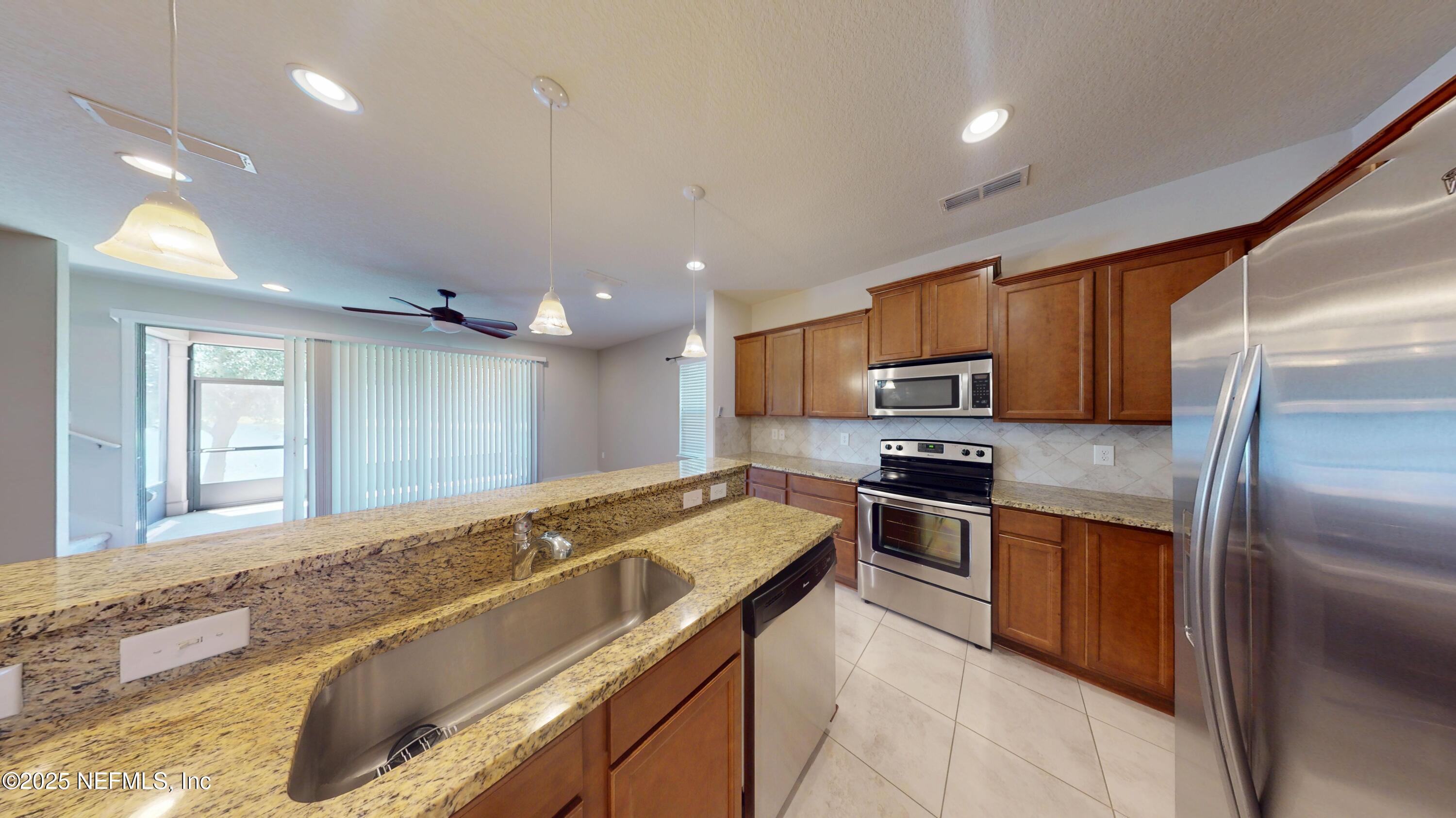 13950 Berryview Road Jacksonville, FL 32258 - Photo 6 of 33 13950-Berryview-Rd-10302025_113336