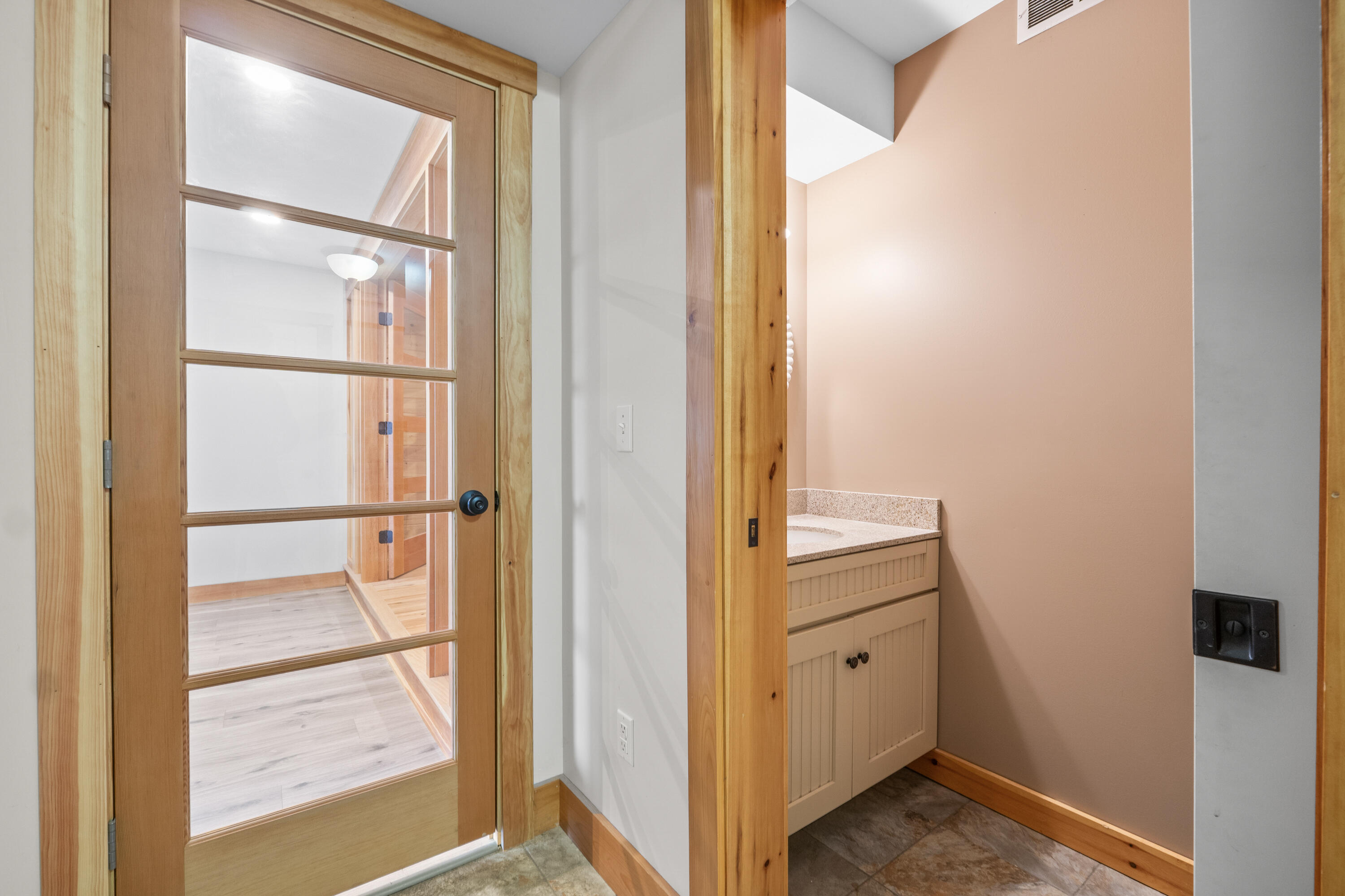 27 Oceanside Road Harpswell, ME 04003 - Photo 35 of 41 27 Oceanside Rd_161