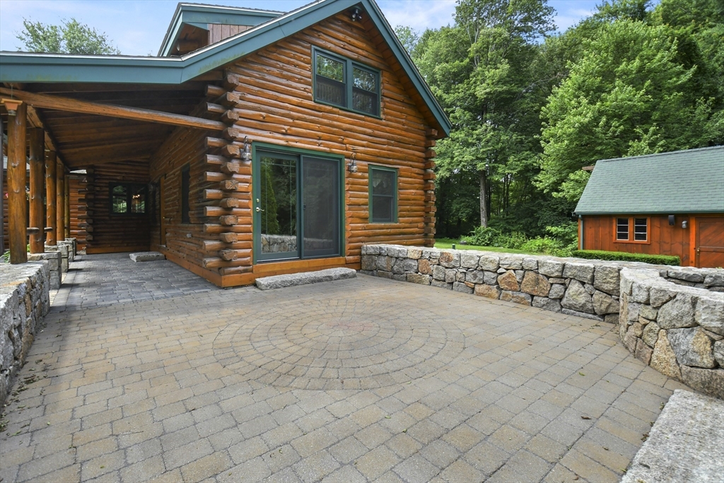 389 Kelly Road Northbridge, MA 01534 - Photo 6 of 40 an outdoor view of house and tree